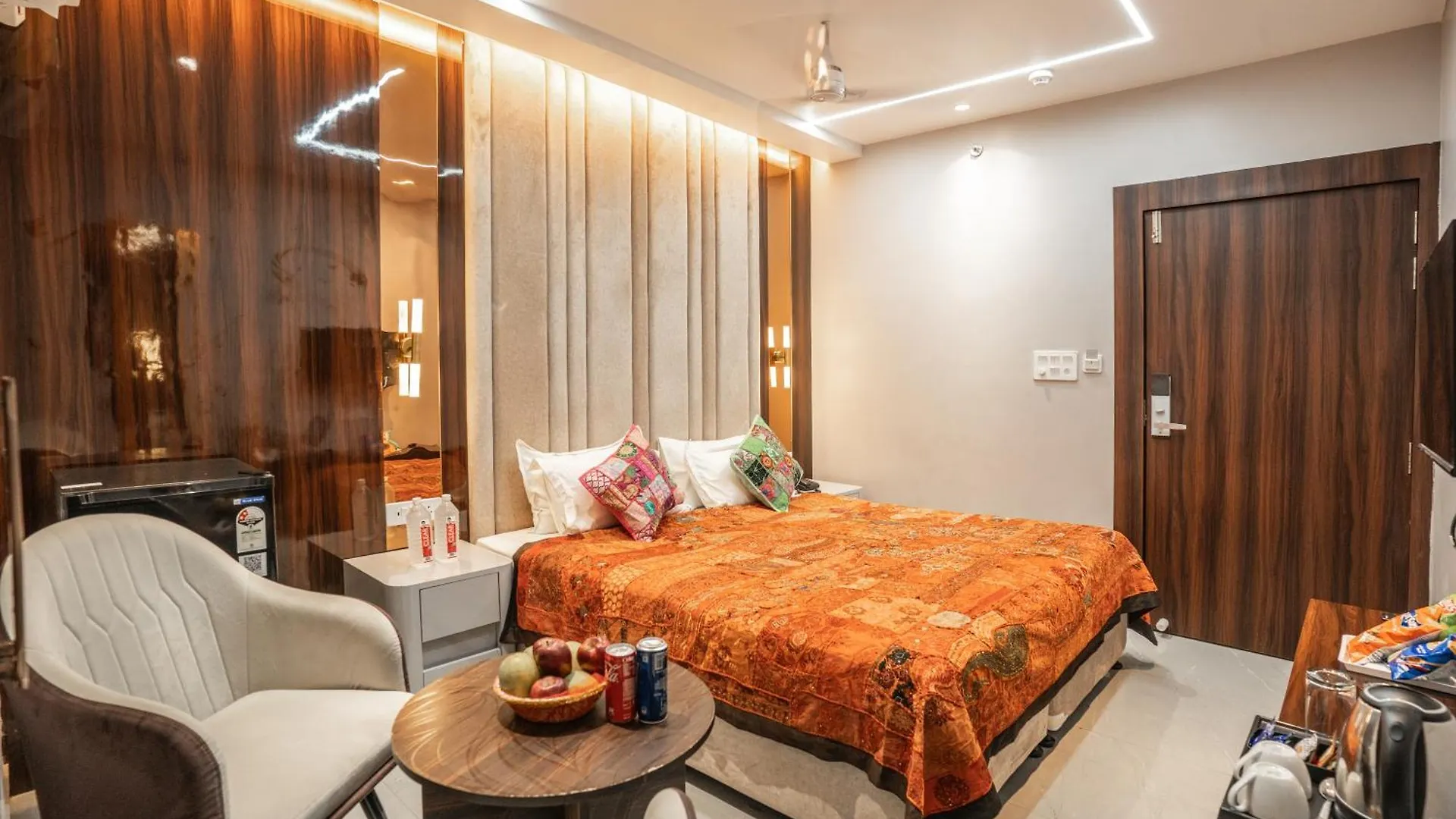 Tripli Hotels Evara Inn Varanasi