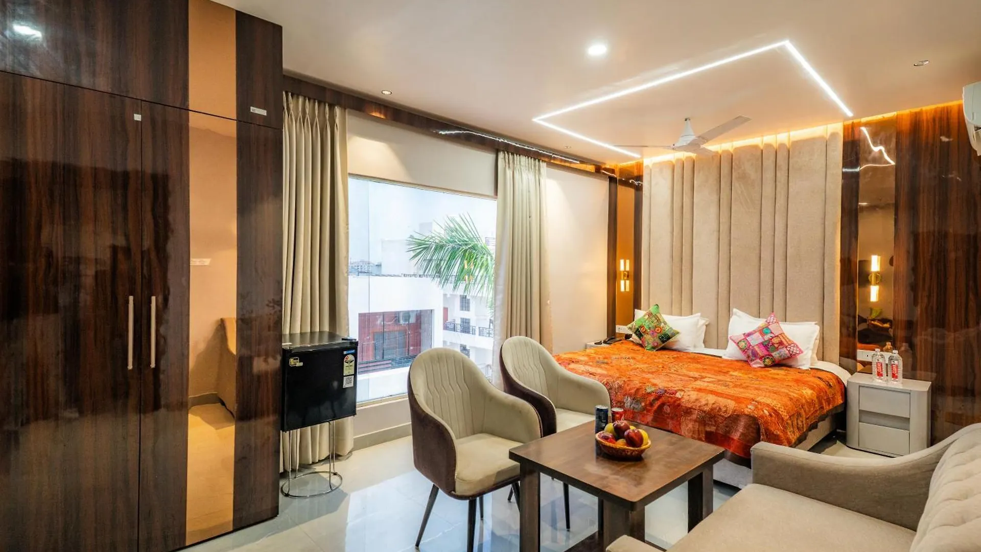Tripli Hotels Evara Inn Varanasi Índia