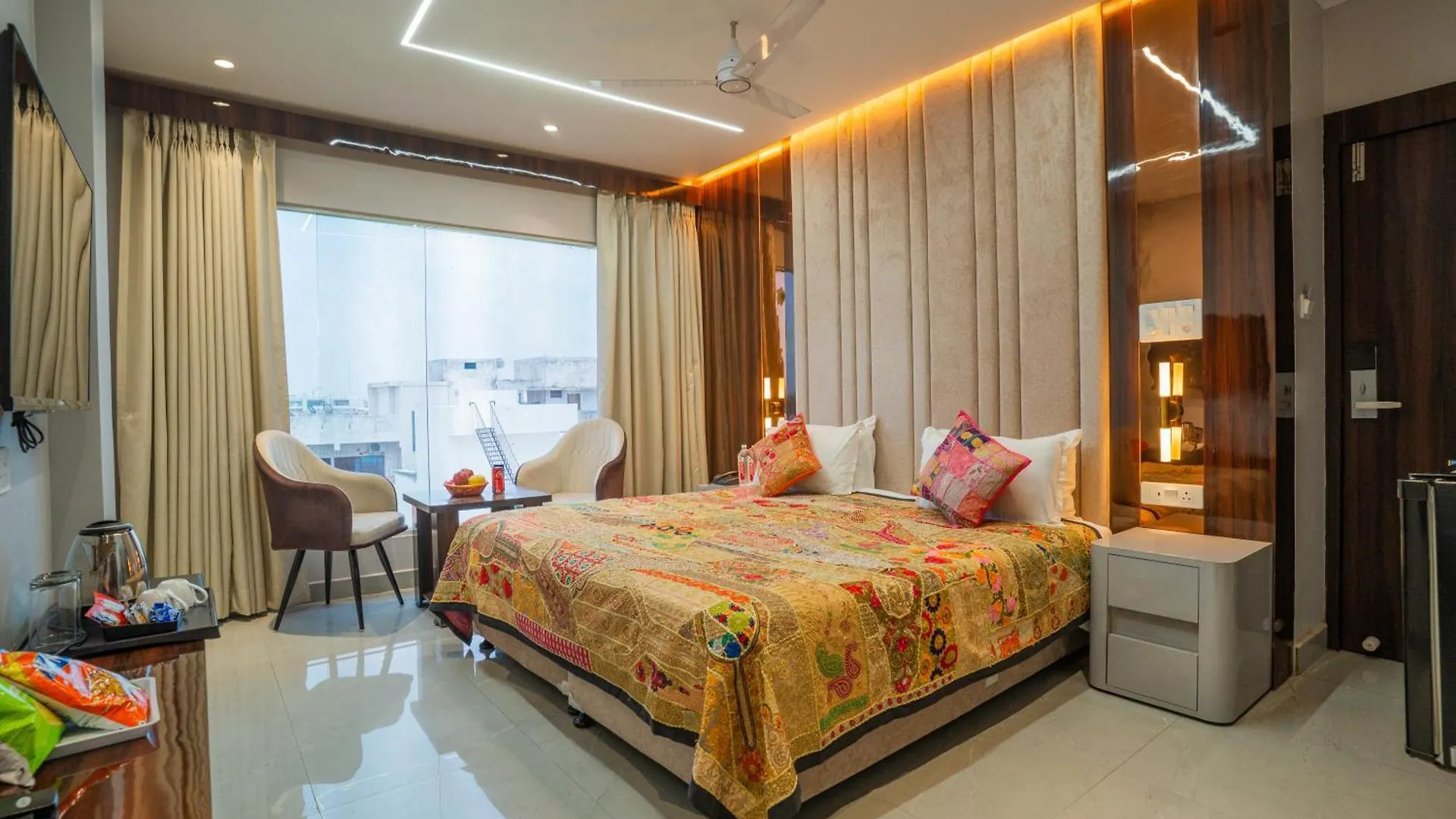 Tripli Hotels Evara Inn Varanasi