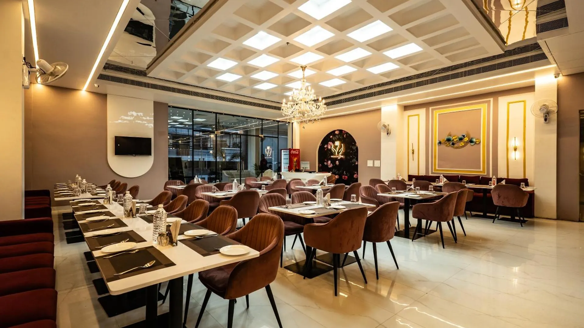 Tripli Hotels Evara Inn Varanasi