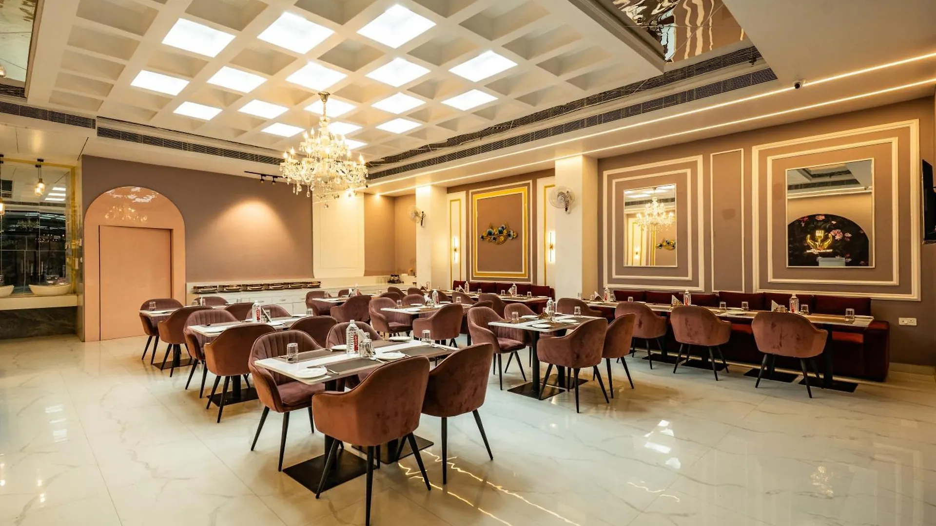 Tripli Hotels Evara Inn Varanasi